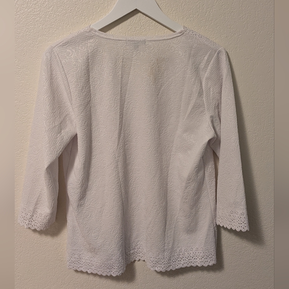 Chances R White Textured Blouse - Picture 2 of 4